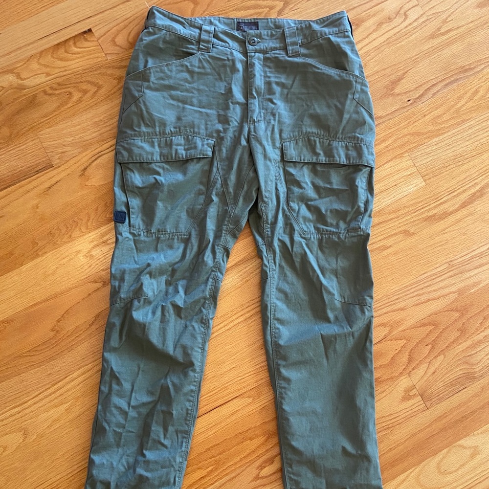 Triple Aught Design men’s olive green pants 36/32